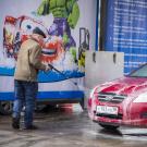 How to wash a car at a self-service car wash: step-by-step instructions